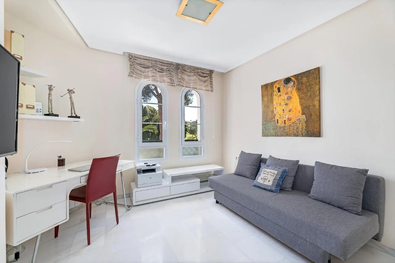 Townhouse At Los Naranjos Gc Marbella